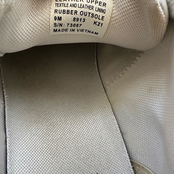 Tory Burch Sz 9 Howell Court Leather Sneakers in Titanium White/Allium Purple - Picture 15 of 16